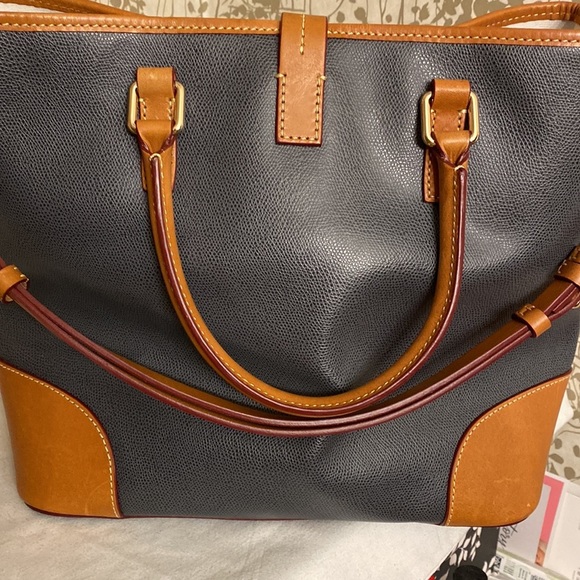 Dooney &Bourke Shelby Shopper in gray with honey accents hardware in gold EUC - Picture 5 of 15